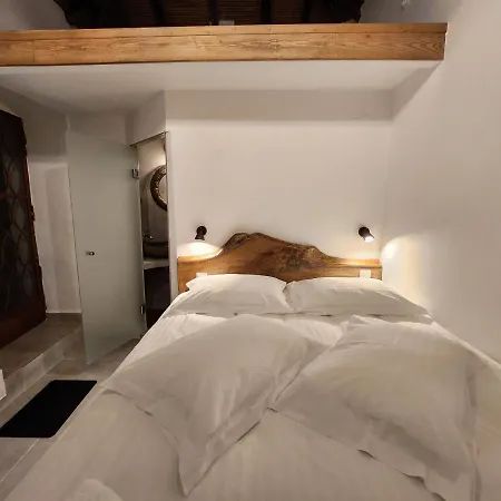 Myrto'S Luxury Rooms Areopoli Exterior photo