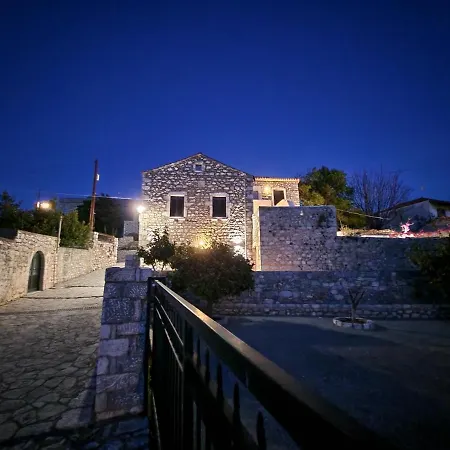 Myrto'S Luxury Rooms Areopoli Exterior photo