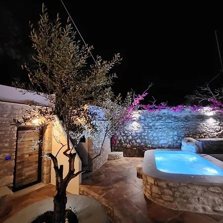 Myrto'S Luxury Rooms Areopoli Exterior photo
