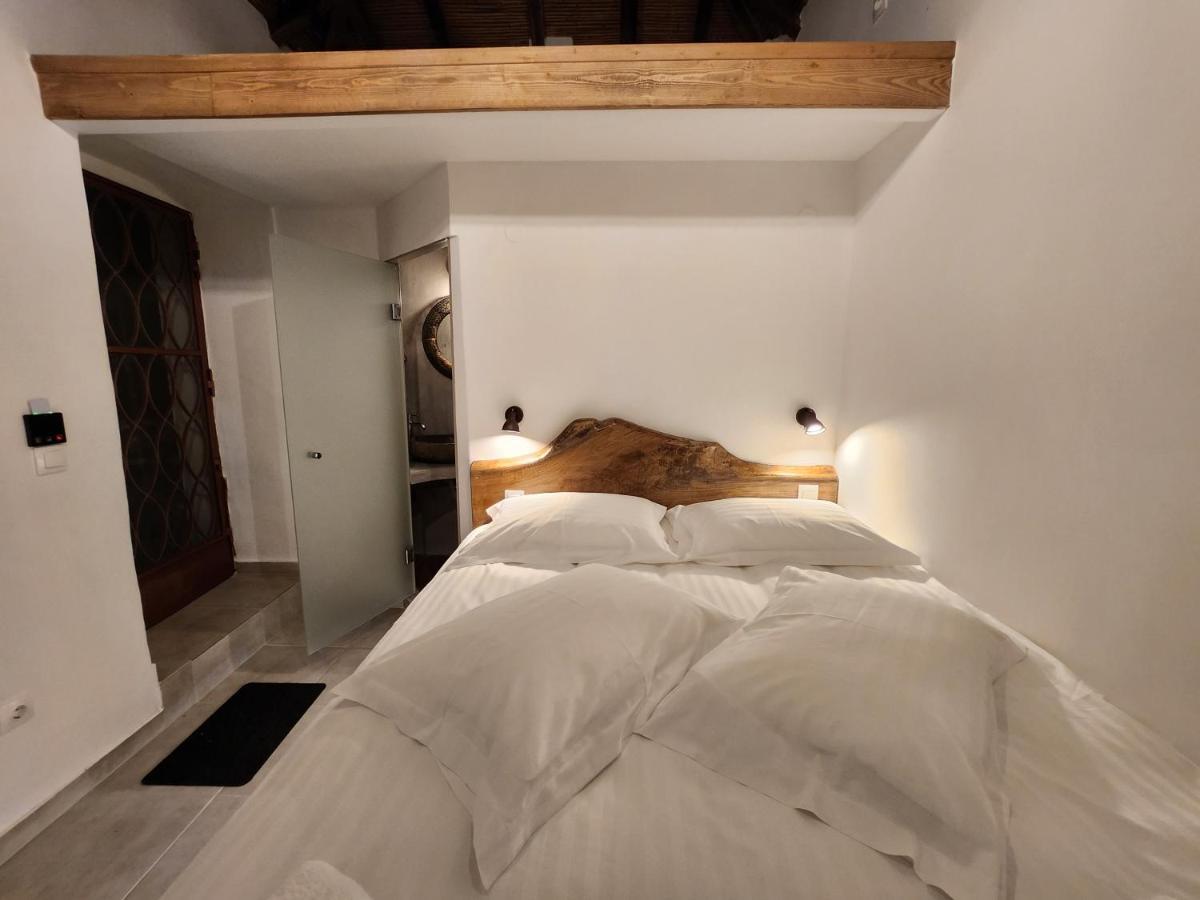 Myrto's Luxury Apartment *